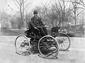 elwood-haynes-in-his-first-automobile--the-pioneer--c-1910-1col.jpg