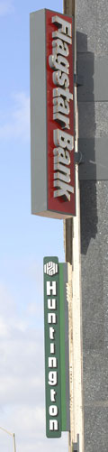 Flagstar Bank Sign