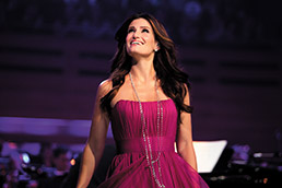 ae-idinamenzel-15col.jpg