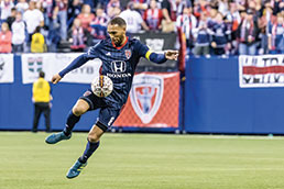 yir-indy-eleven-122818-15col.jpg