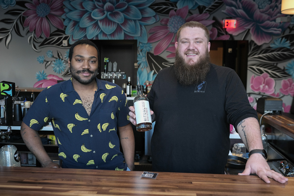 Non-alcoholic bar Memento Zero Proof Lounge closes in Fishers